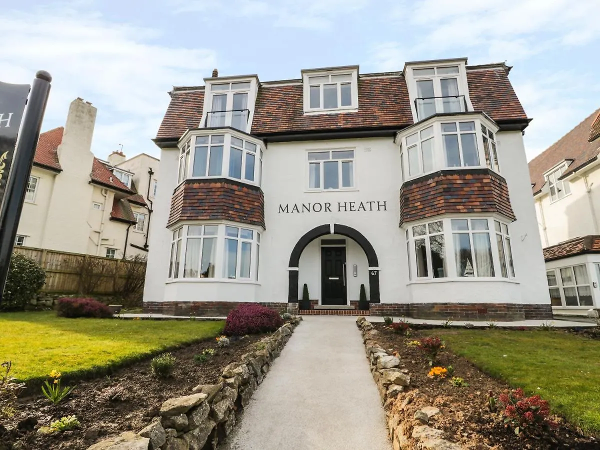 Manor Heath Apartment 3 Scarborough