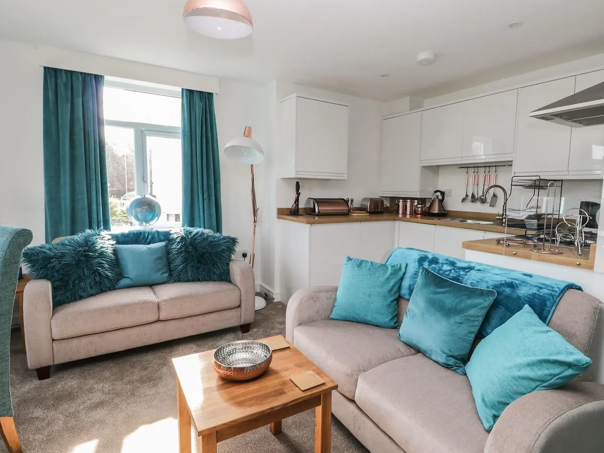 Manor Heath Apartment 3 Scarborough